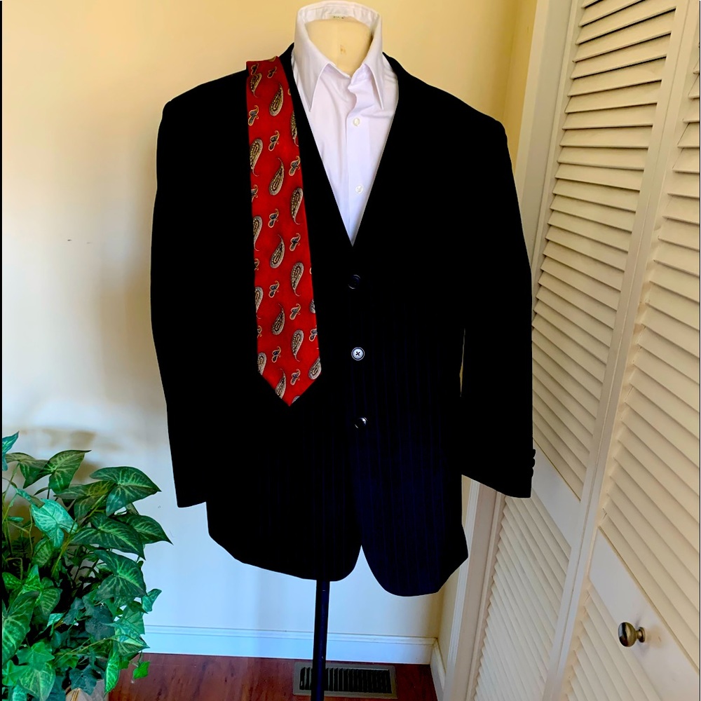 Man’s suit jacket 65 /35 polyester, wool,
